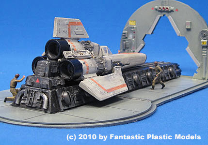 Colonial Viper MK1 Launch Bay Diorama - Fantastic Plastic Catalog Photo 2